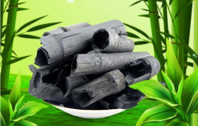 竹炭是由高温加热处理过的竹子制成的一种环保材料